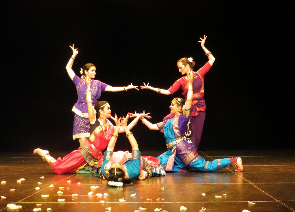 Danses indiennes. Bollywood